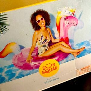 New Inflatable unicorn